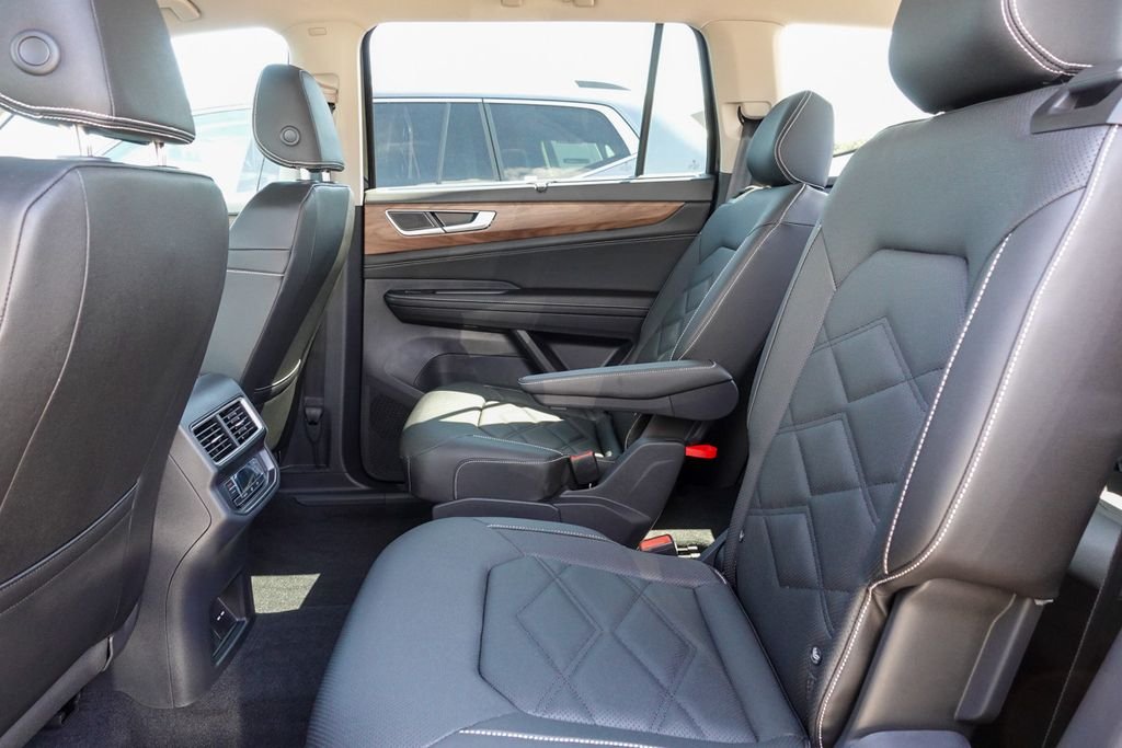 2026 Volkswagen Atlas SE w/Tech - Photo 23