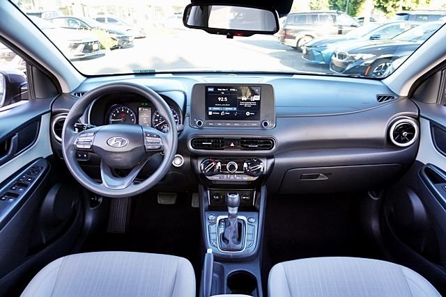 Used 2023 Gray Hyundai SEL image 18