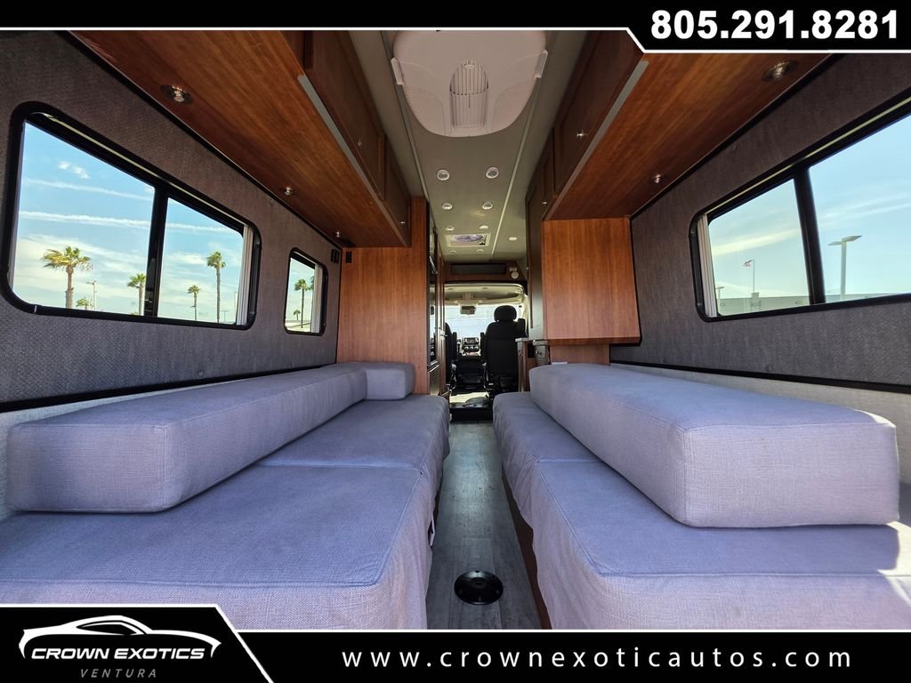 Used 2021 Gray Ram High Roof image 17
