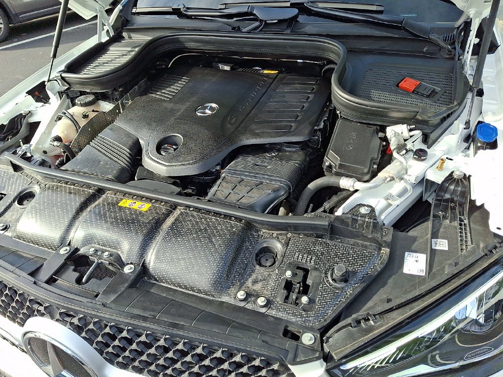 Certified Used 2026 White Mercedes-Benz GLE 450 image 29