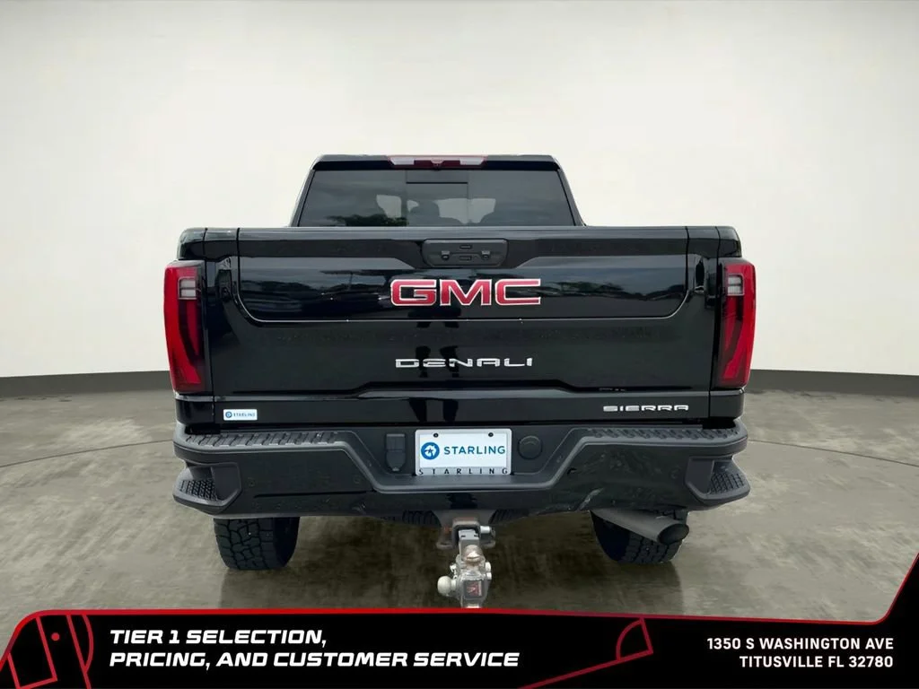 Used 2024 Onyx Black GMC Denali image 10