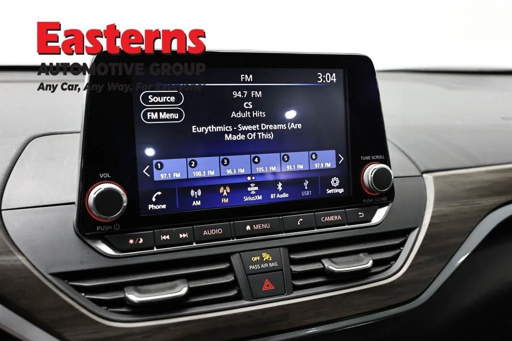 Used 2025 Gray Nissan 2.5 SV image 21