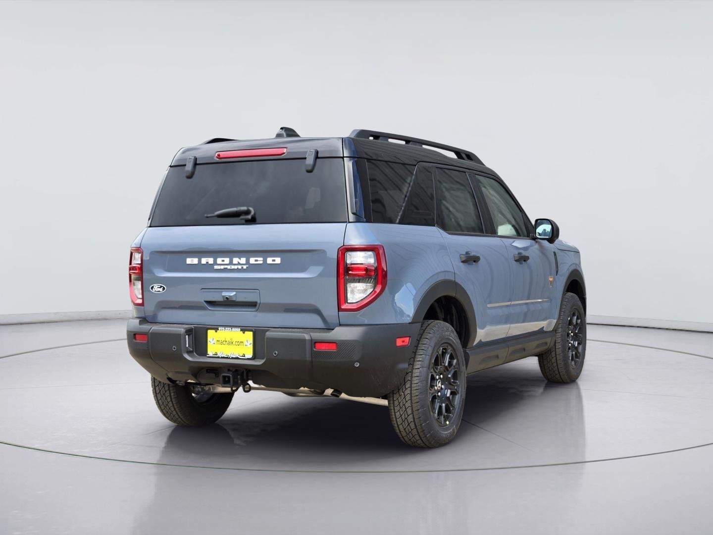 New 2026 Azure Gray Metallic Tri-Coat Ford Badlands® image 4