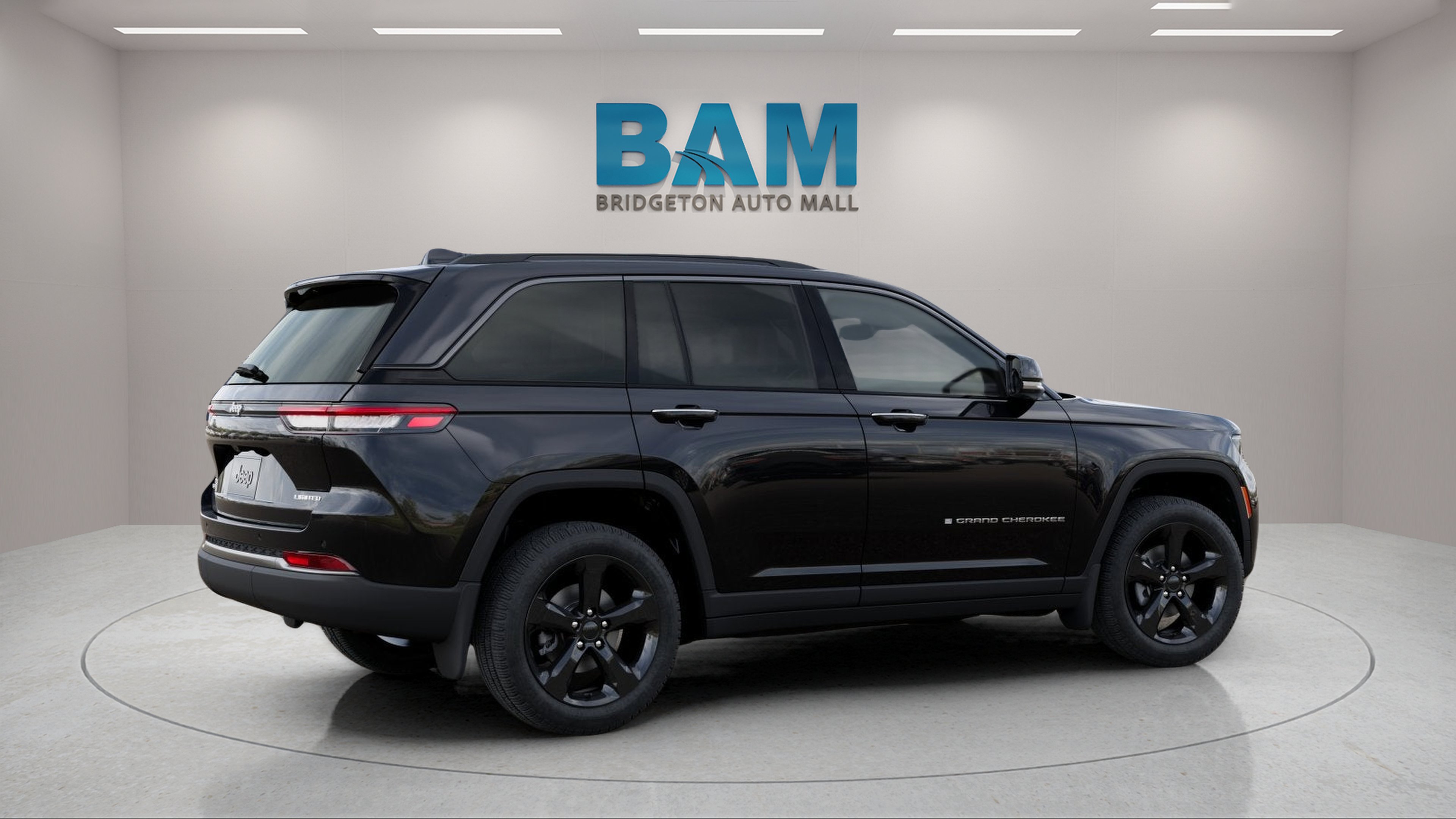 New 2026 Diamond Black Crystal Pearl-Coat Exterior Paint Jeep Limited image 16