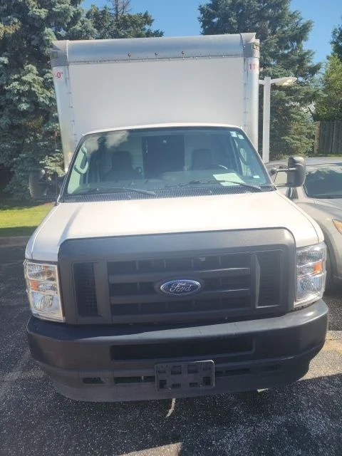 Used 2022 White Ford Base image 2