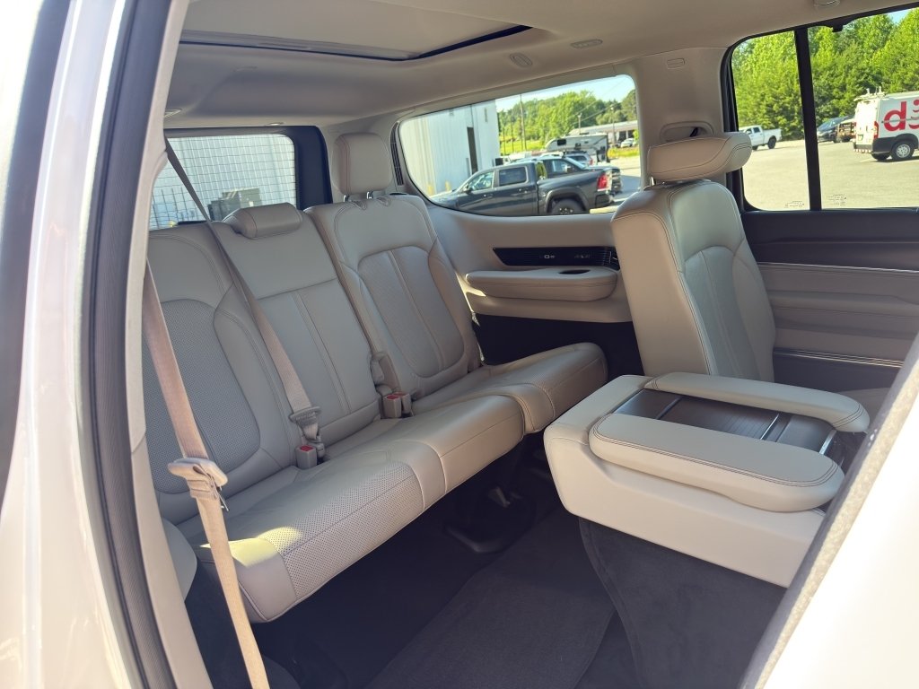 Used 2022 Bright White Clearcoat Jeep Series I image 18