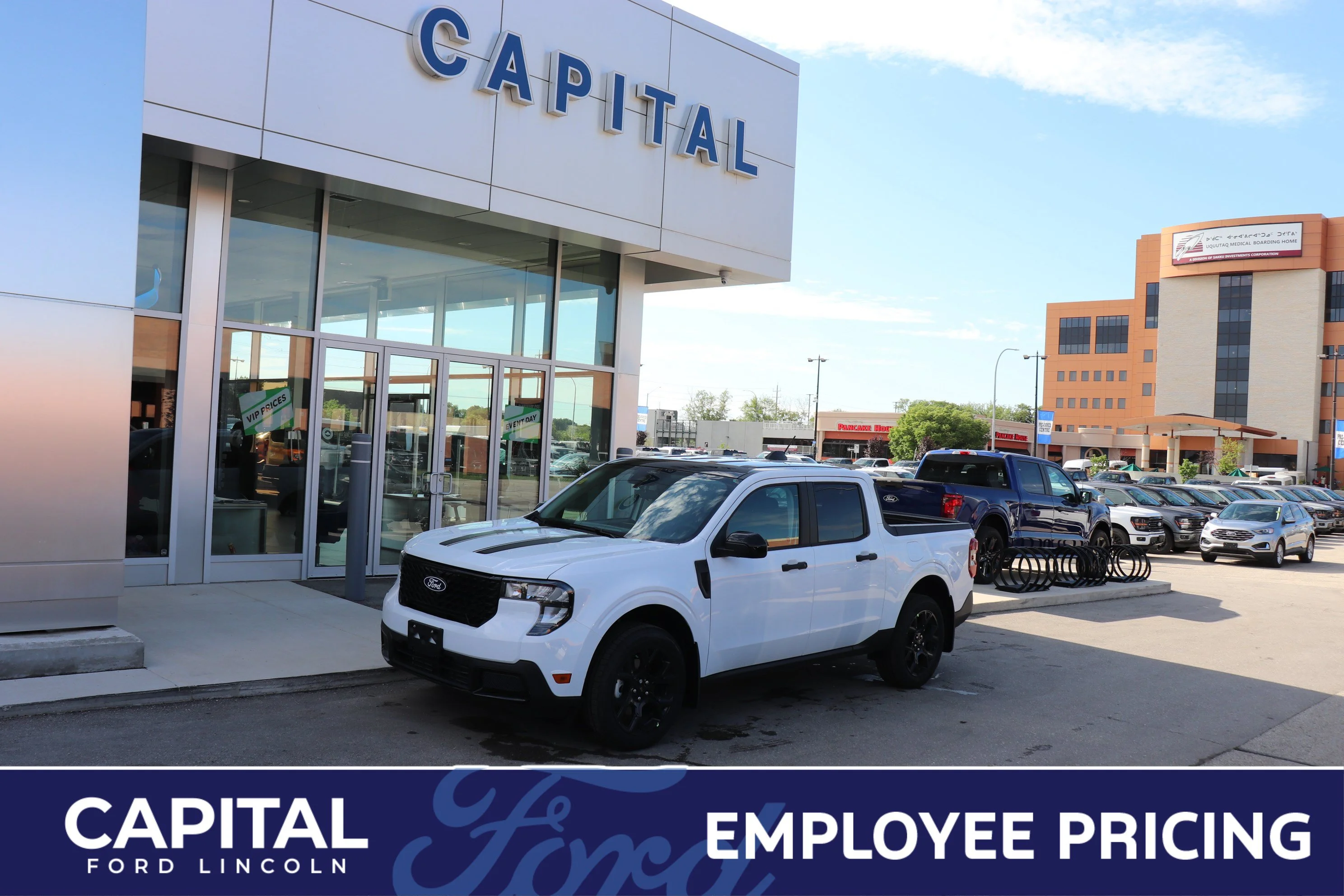 New 2026 OXFORD WHITE Ford XLT image 1