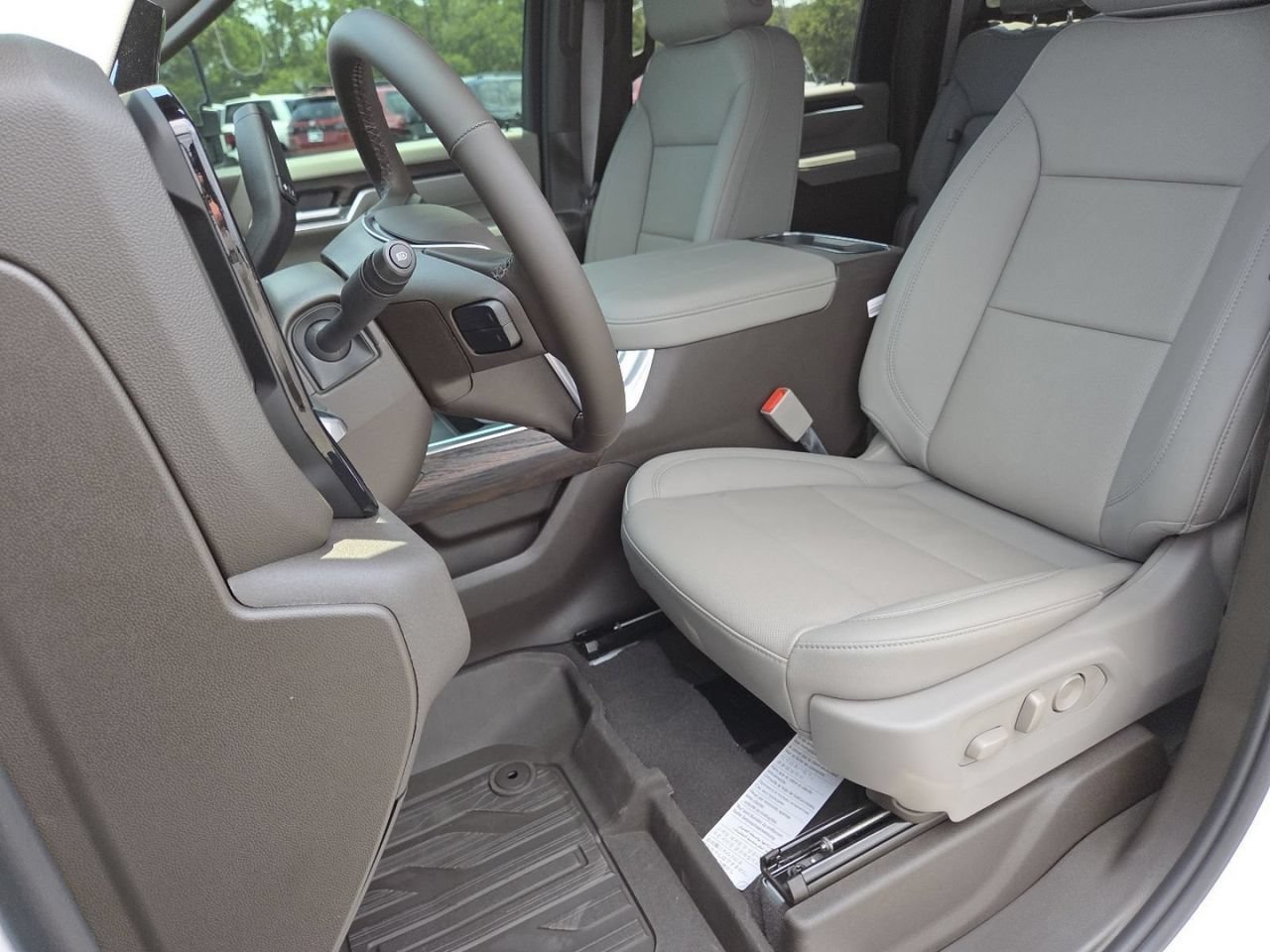 New 2026 Summit White GMC SLT image 27