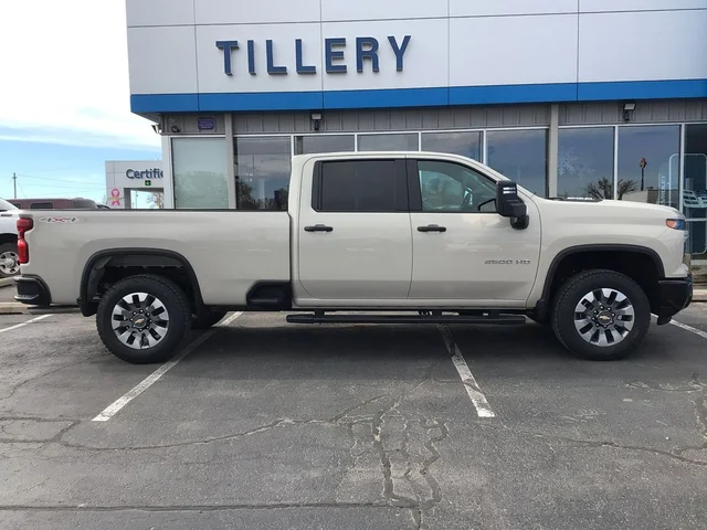 2026 Chevrolet Silverado 2500 HD Custom