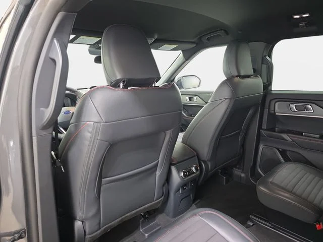Used 2026 Carbonized Gray Metallic Ford ST-Line image 12