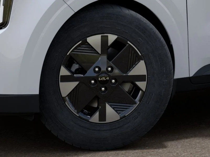 New 2026 Snow White Pearl Kia LXS image 9
