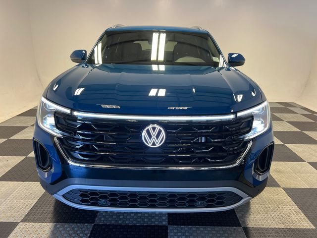 New 2026 Blue Volkswagen 2.0T SE w/Technology image 2