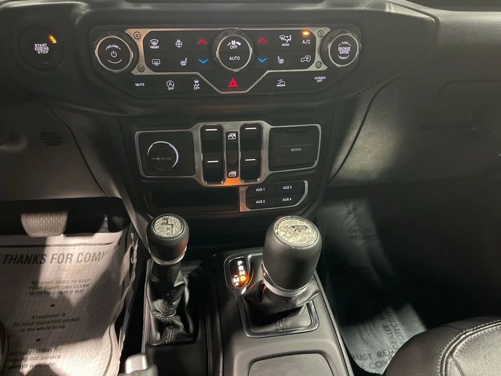 Used 2022 Gray Clearcoat Jeep Unlimited Sahara Altitude image 27
