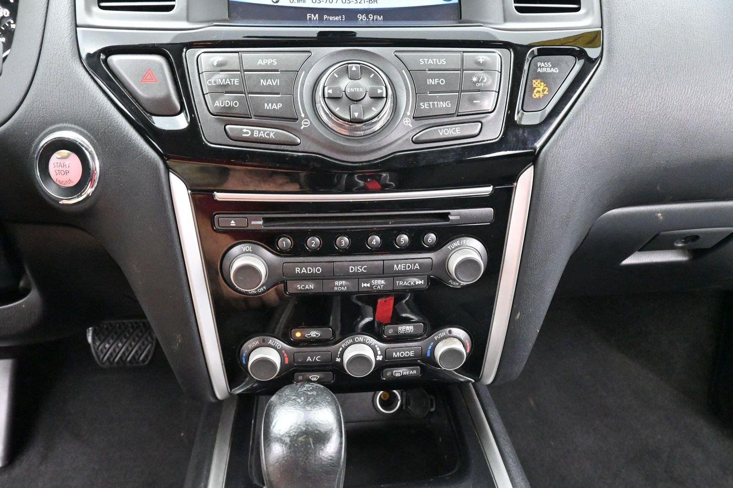 Used 2017 Pearl White Nissan SV image 21