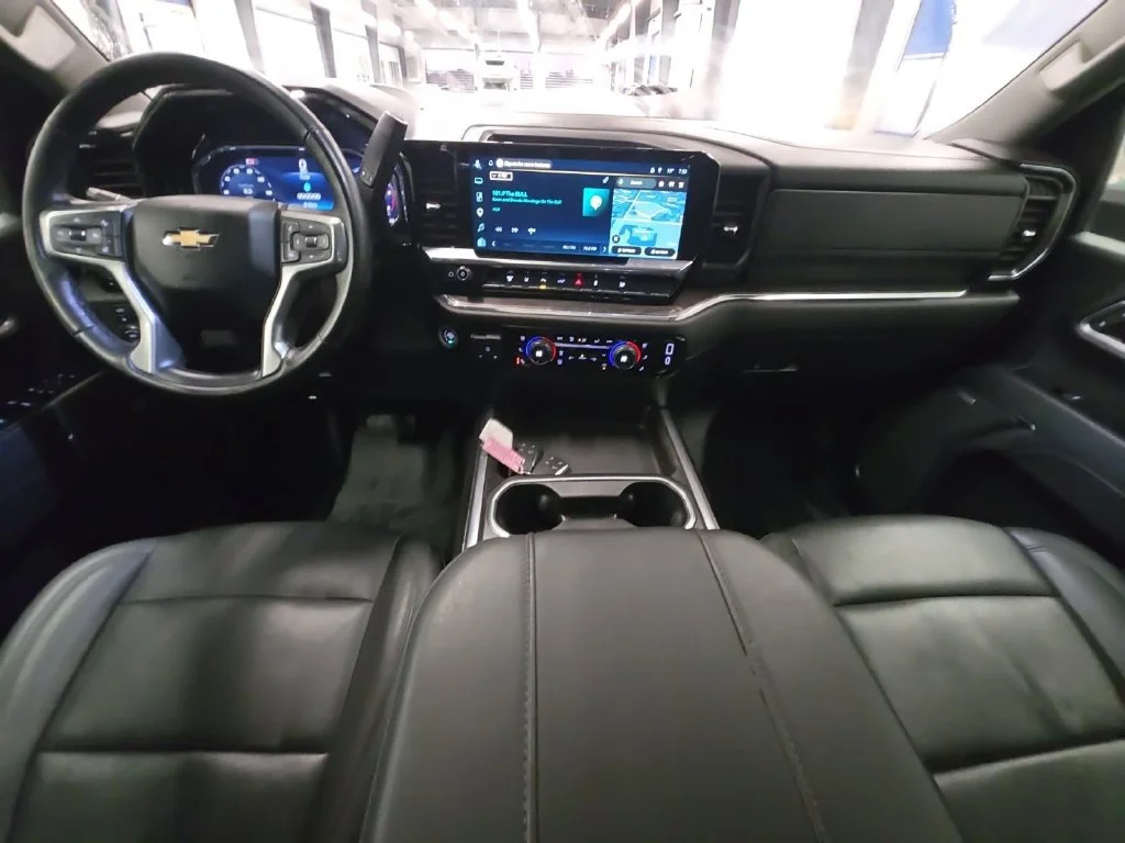 Used 2025 Lakeshore Blue Metallic Chevrolet LTZ DRW image 27