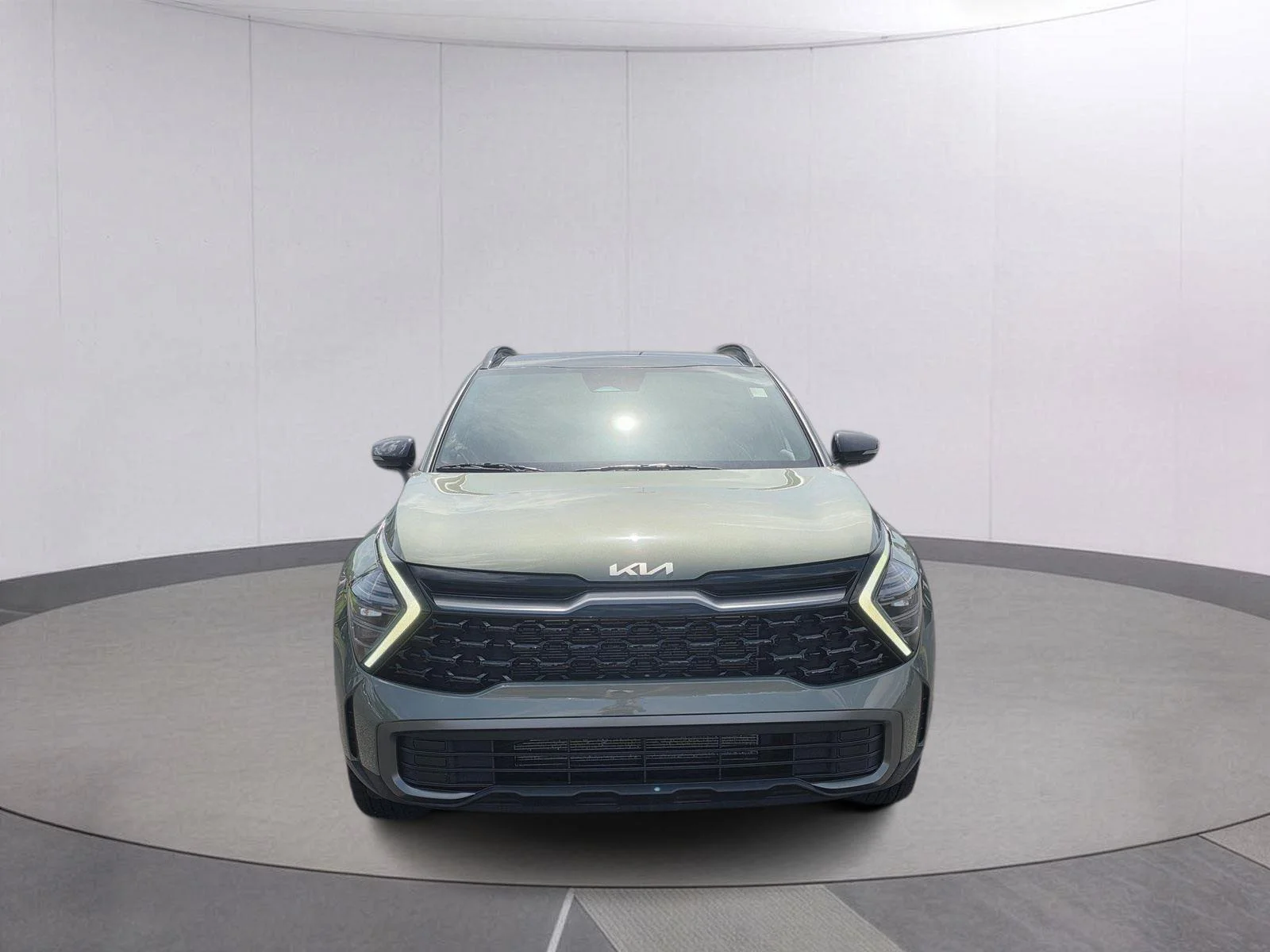 Used 2024 Jungle Green Kia X-Line image 2