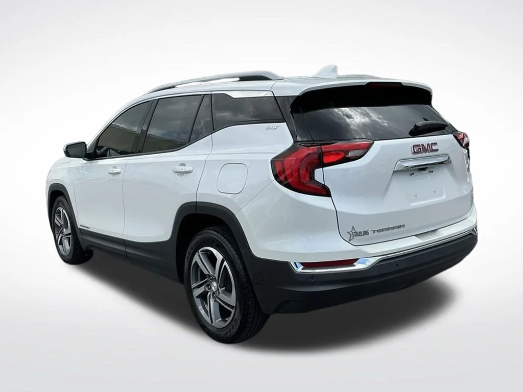Used 2021 White GMC SLT image 8