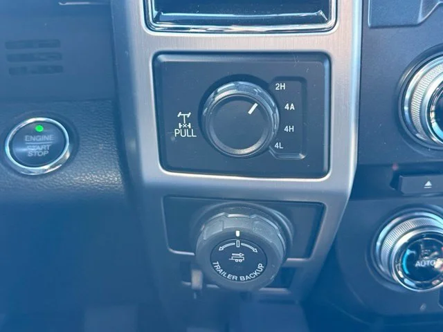 Used 2018 White Ford Platinum image 20