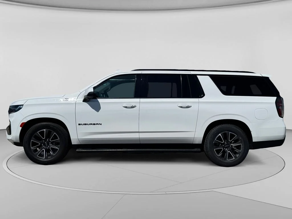 Used 2022 White Chevrolet Z71 image 8