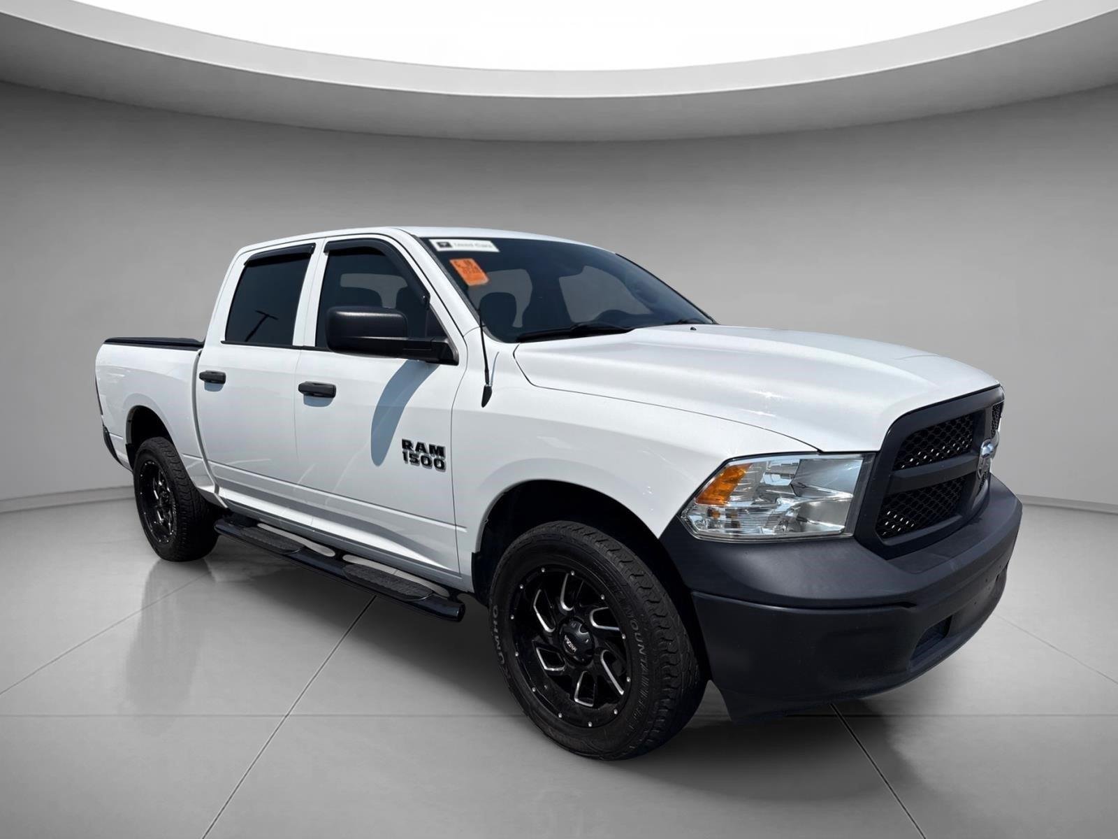 Used 2016 Bright White Clearcoat Ram Tradesman image 22