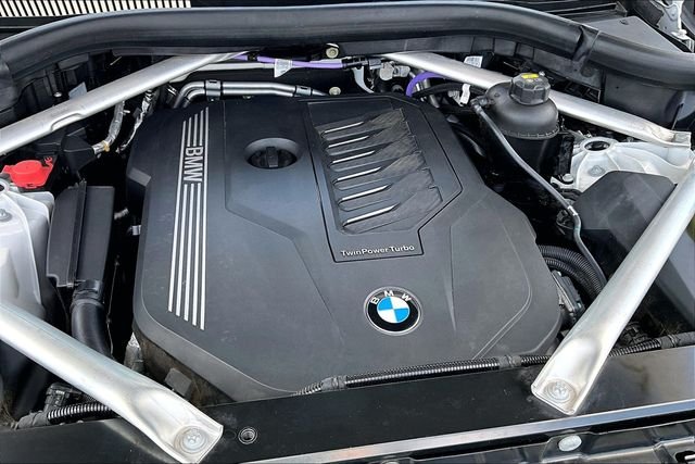 Used 2023 White BMW xDrive40i image 34