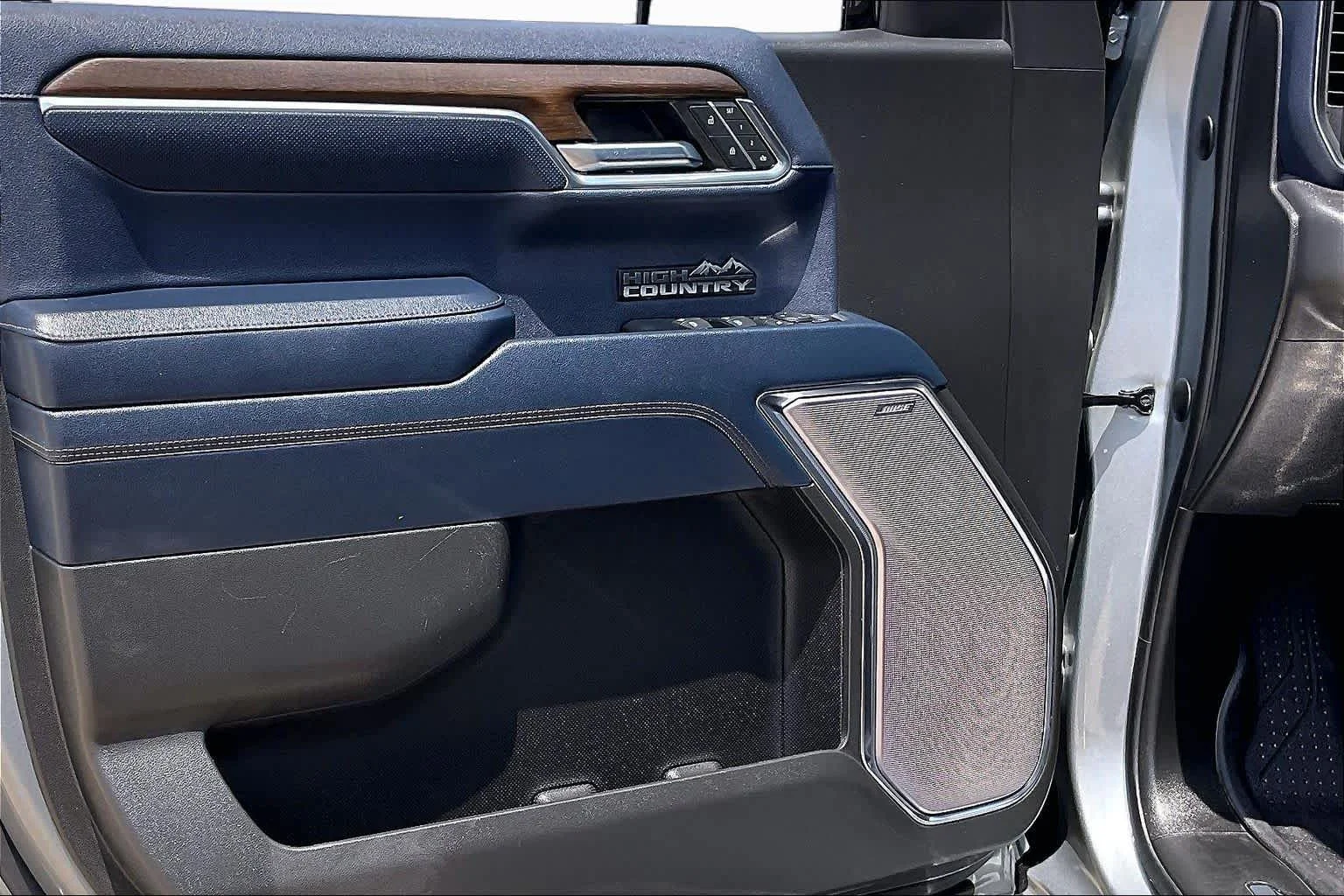 Used 2023 Sterling Gray Metallic Chevrolet High Country image 37