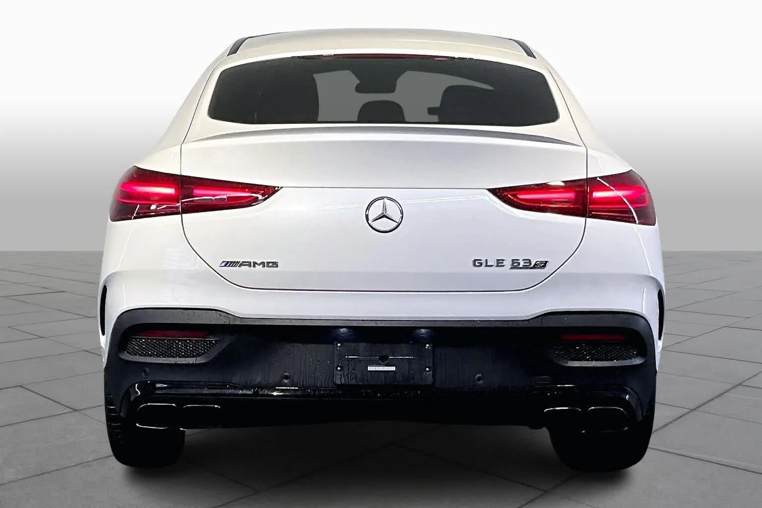 New 2026 MANUFAKTUR Moonlight White Metallic Mercedes-Benz AMG® GLE 63 S image 4