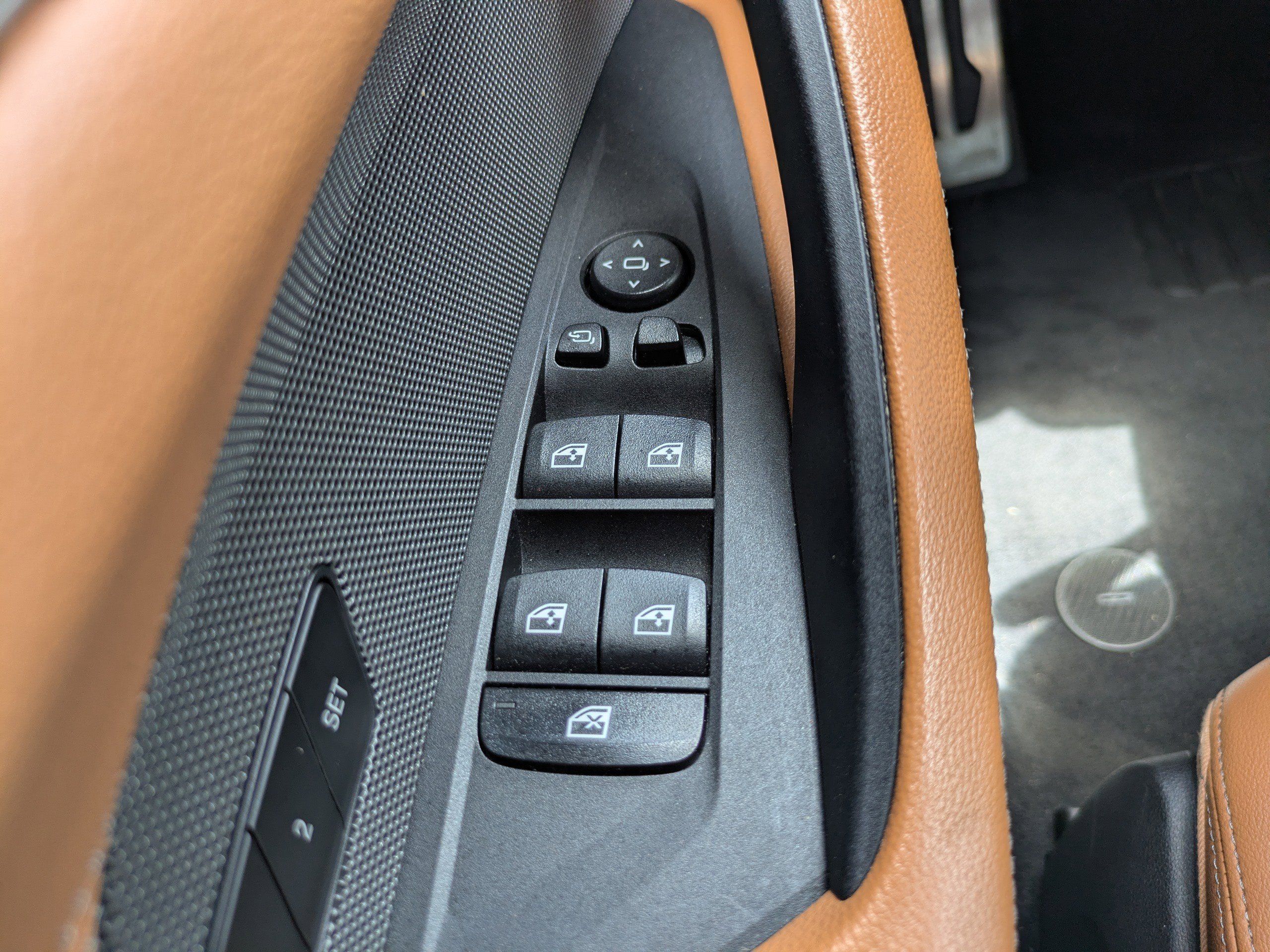Used 2023 Alpine White BMW M440i image 25