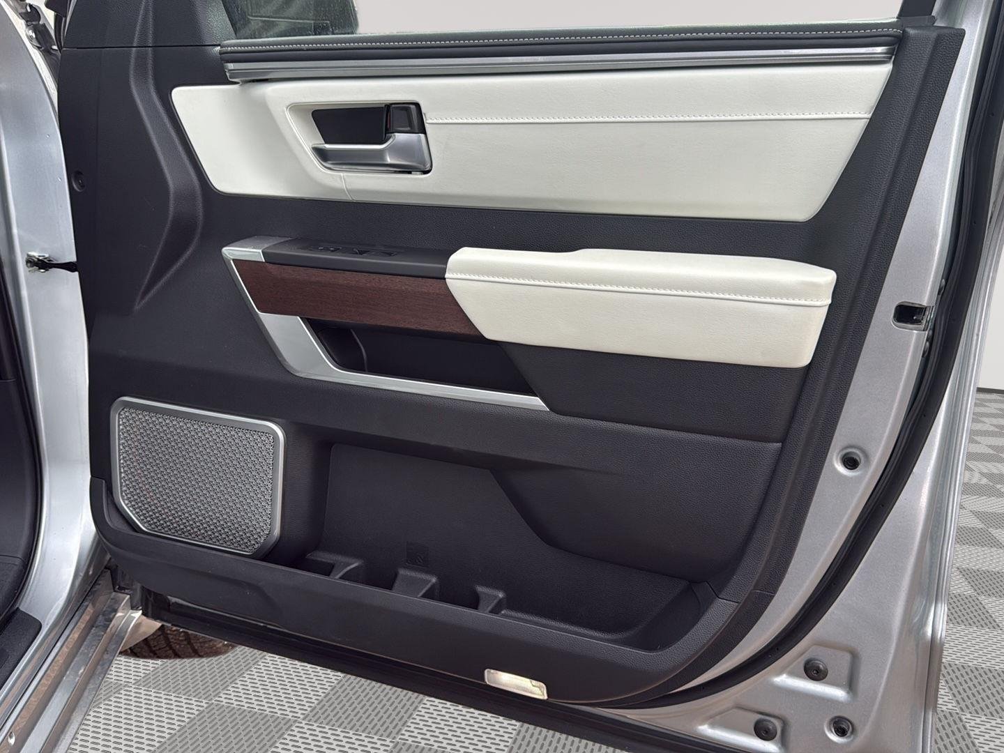 2024 Toyota Tundra Capstone - Photo 33