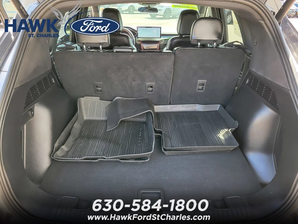 Used 2024 Gray Metallic Ford ST-Line image 18