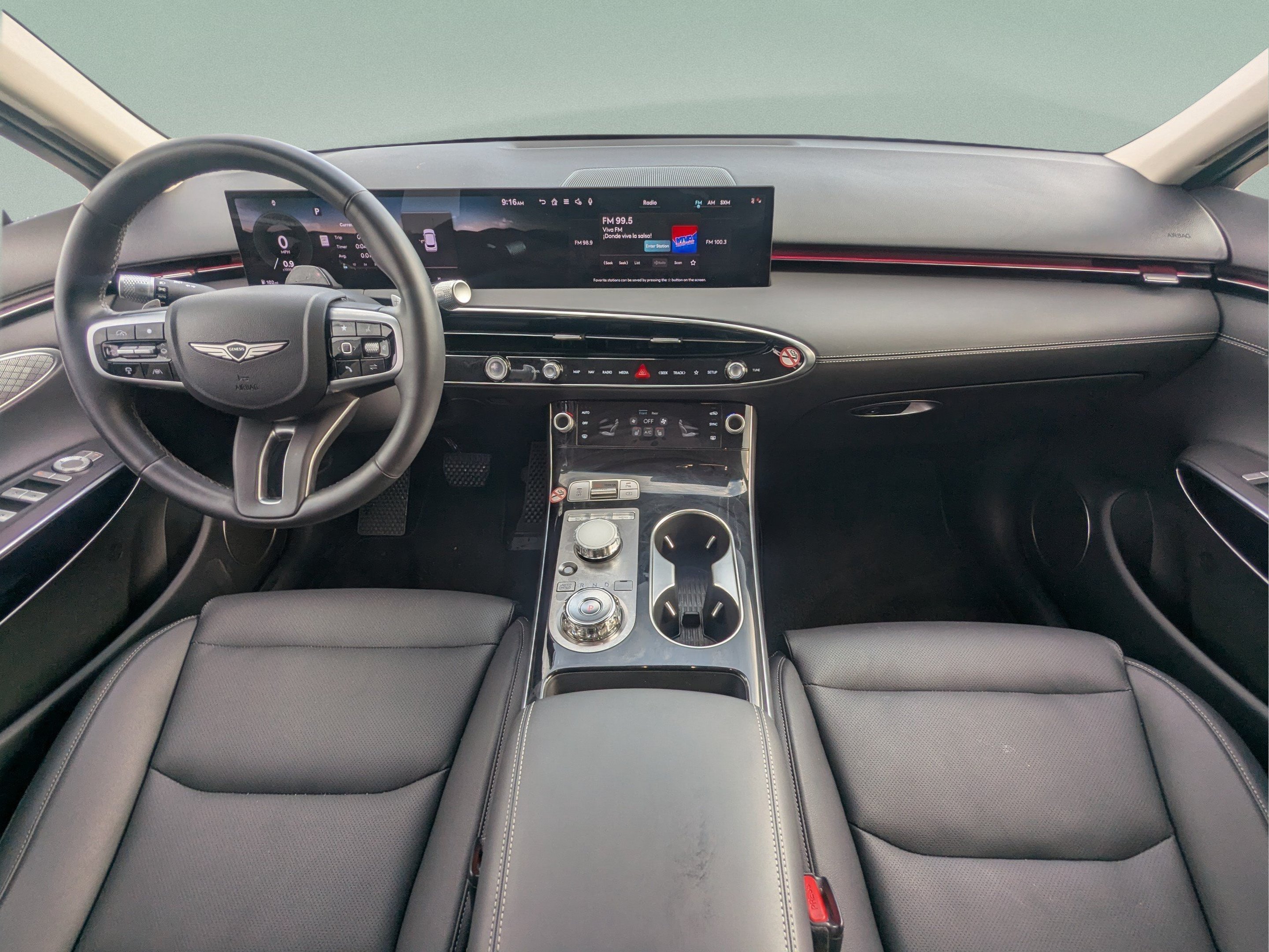 2026 GENESIS GV70 Standard - Photo 14