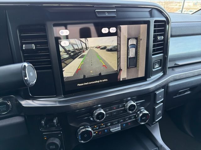 New 2026 Oxford White Ford F-350® Lariat® image 19