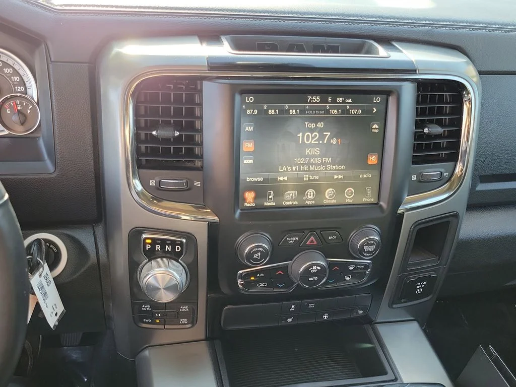 Used 2015 Silver Ram Sport image 12