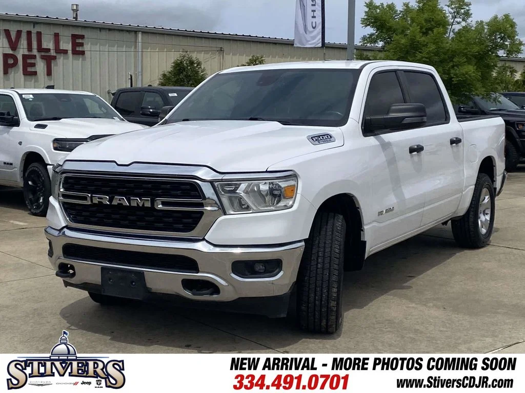 Used 2023 White Ram Big Horn/Lone Star image 3