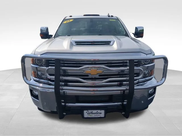 Used 2018 SILVER ICE METALLIC Chevrolet LTZ image 14