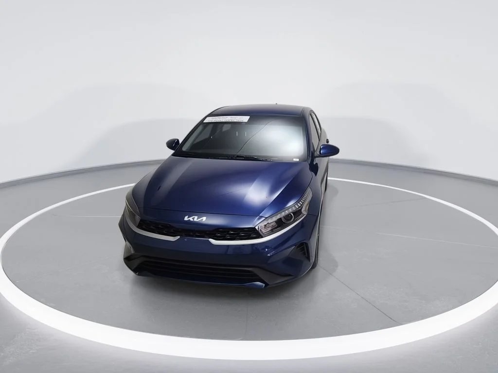 Used 2024 Blue Kia LXS image 5