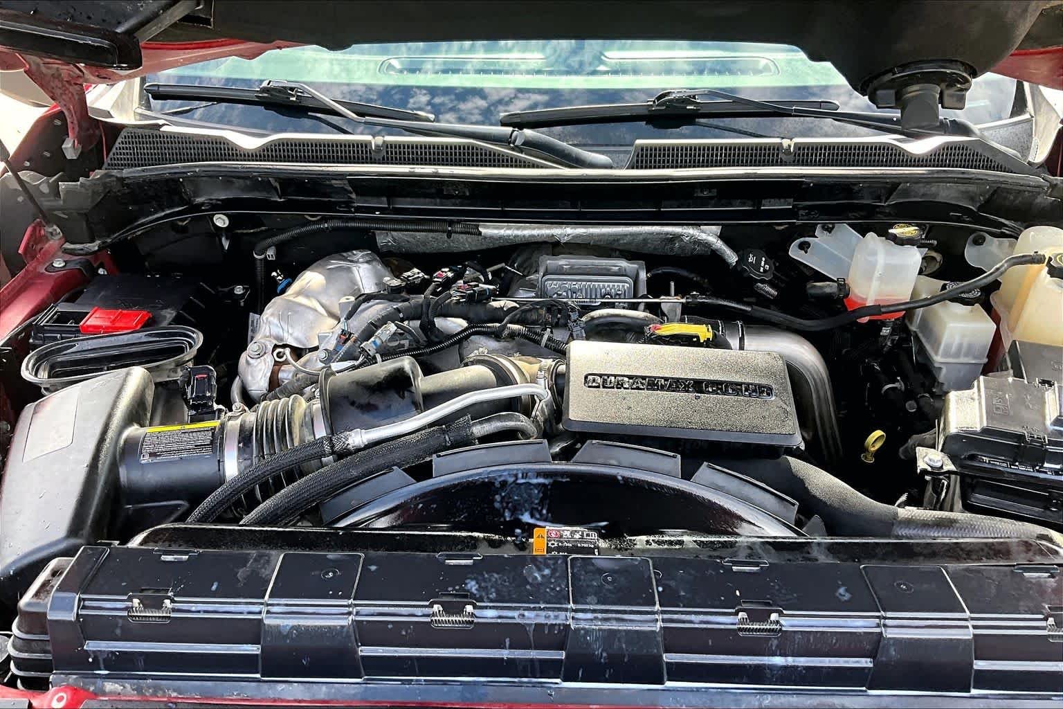 Used 2023 CAYENNE RED TINTCOAT GMC AT4 image 32