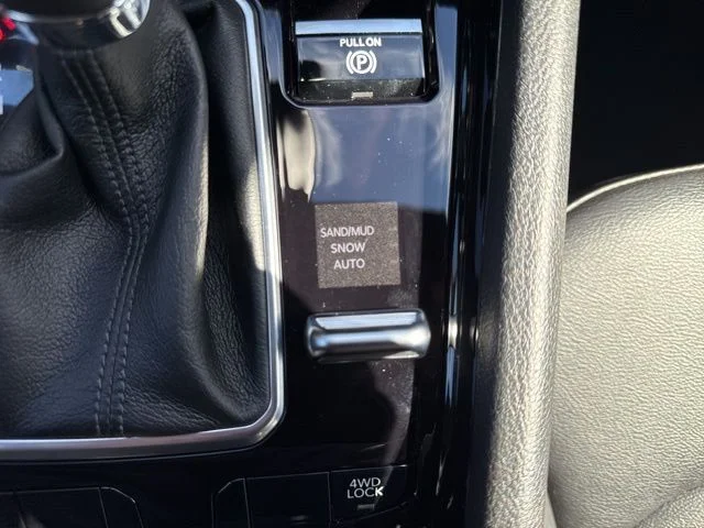 New 2026 Silver Jeep Limited image 43