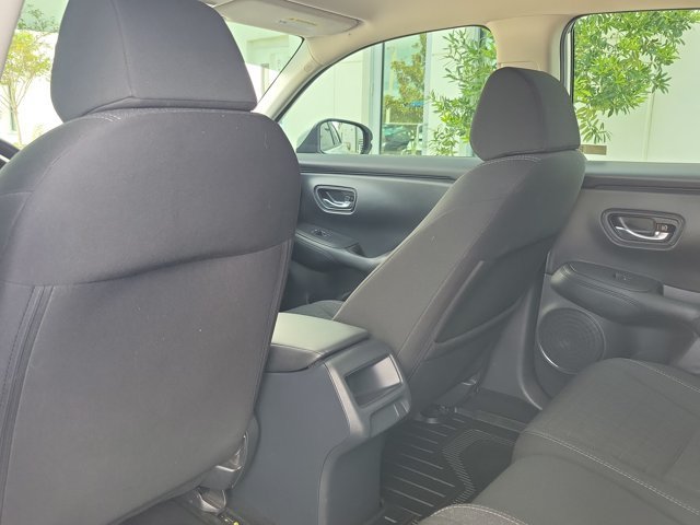 Used 2025 Platinum White Pearl Honda LX image 14