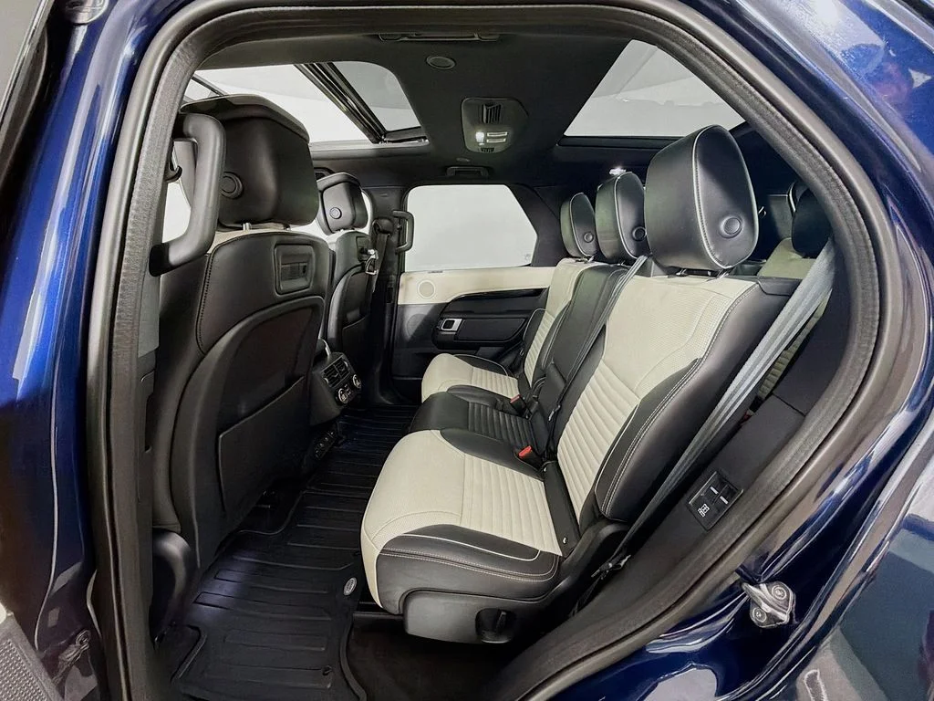 Used 2022 Portofino Blue Metallic Land Rover HSE R-Dynamic image 26