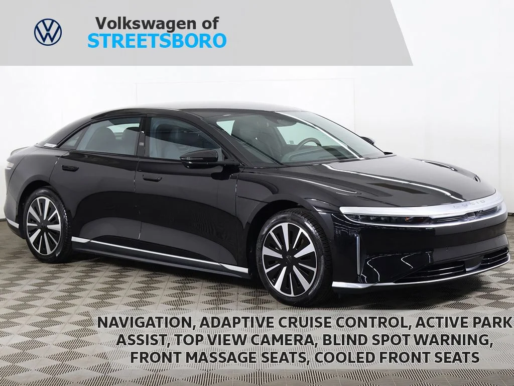 2024 Lucid Air Touring's photo