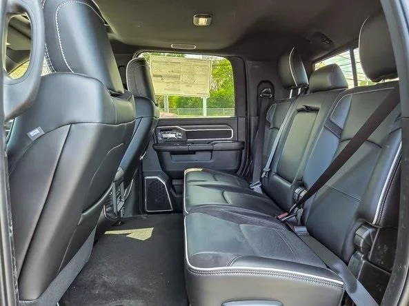 2025 RAM 2500 Laramie - Photo 14