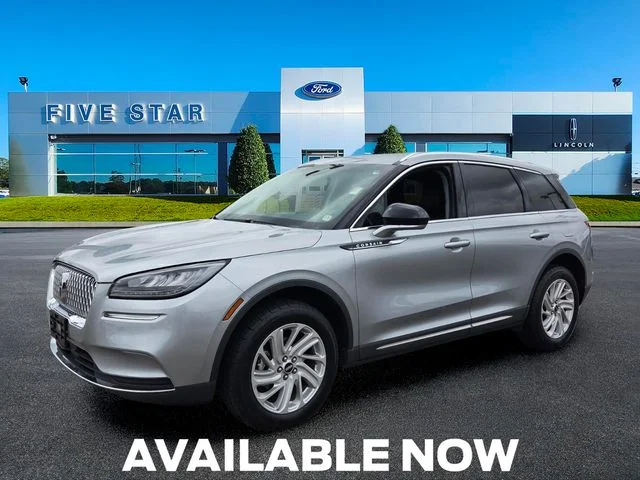 Used 2022 Silver Lincoln Standard image 3