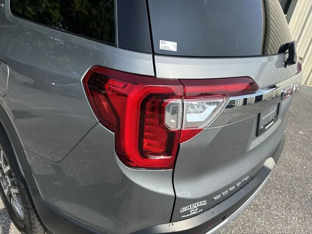 Used 2023 Silver GMC SLE image 34