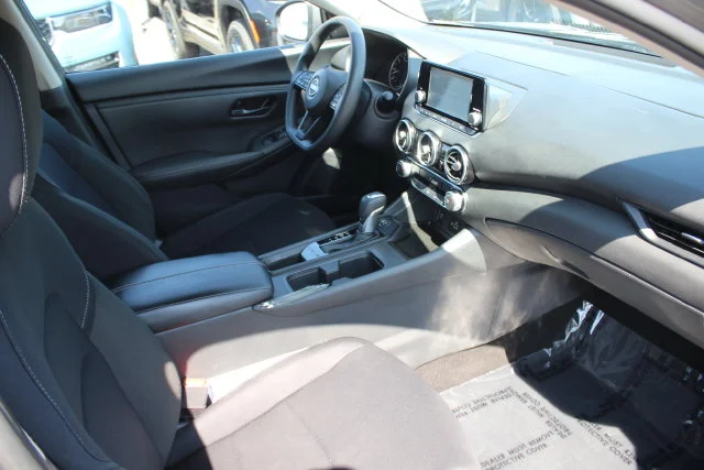 Used 2025 Gray Nissan S image 31