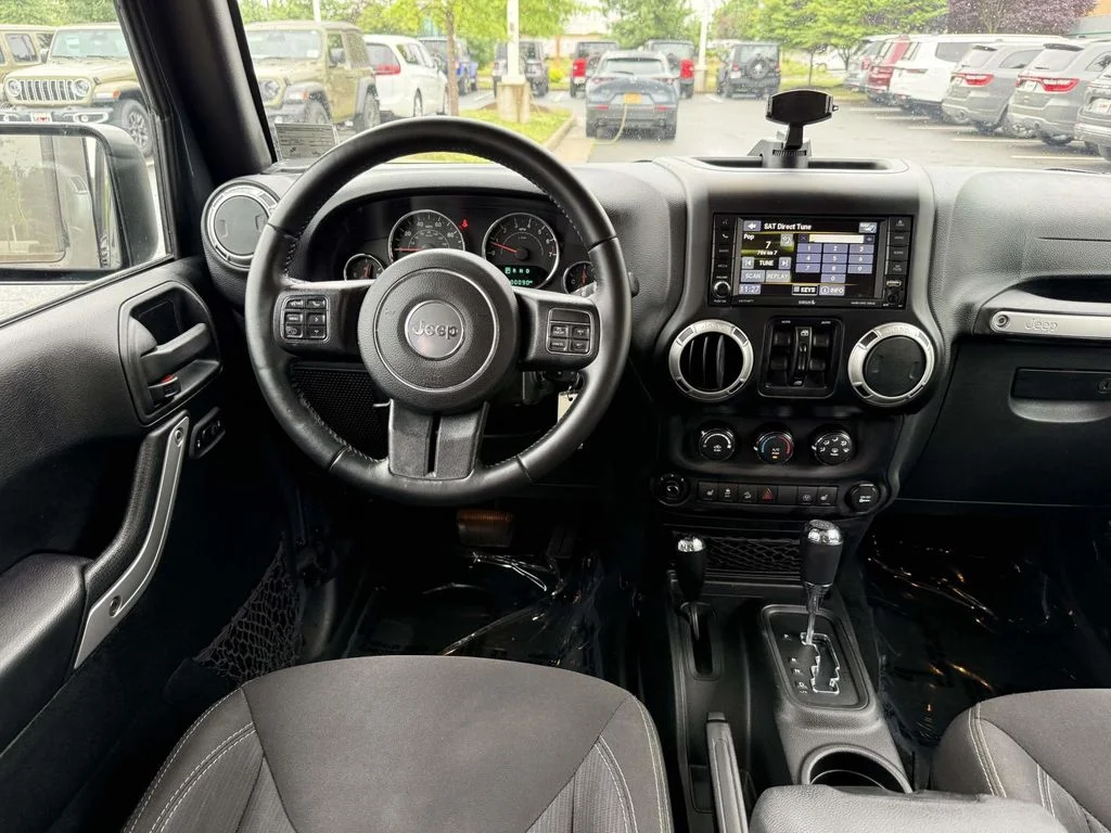 Used 2017 Black Jeep Unlimited Rubicon image 18