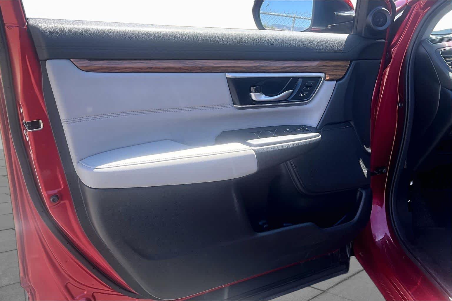 Used 2022 Radiant Red Metallic Honda Touring image 22