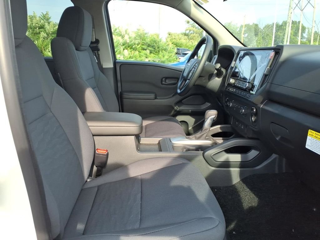 New 2026 Glacier White Nissan Crew Cab S image 10