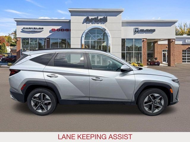 Used 2025 Silver Hyundai SEL image 7