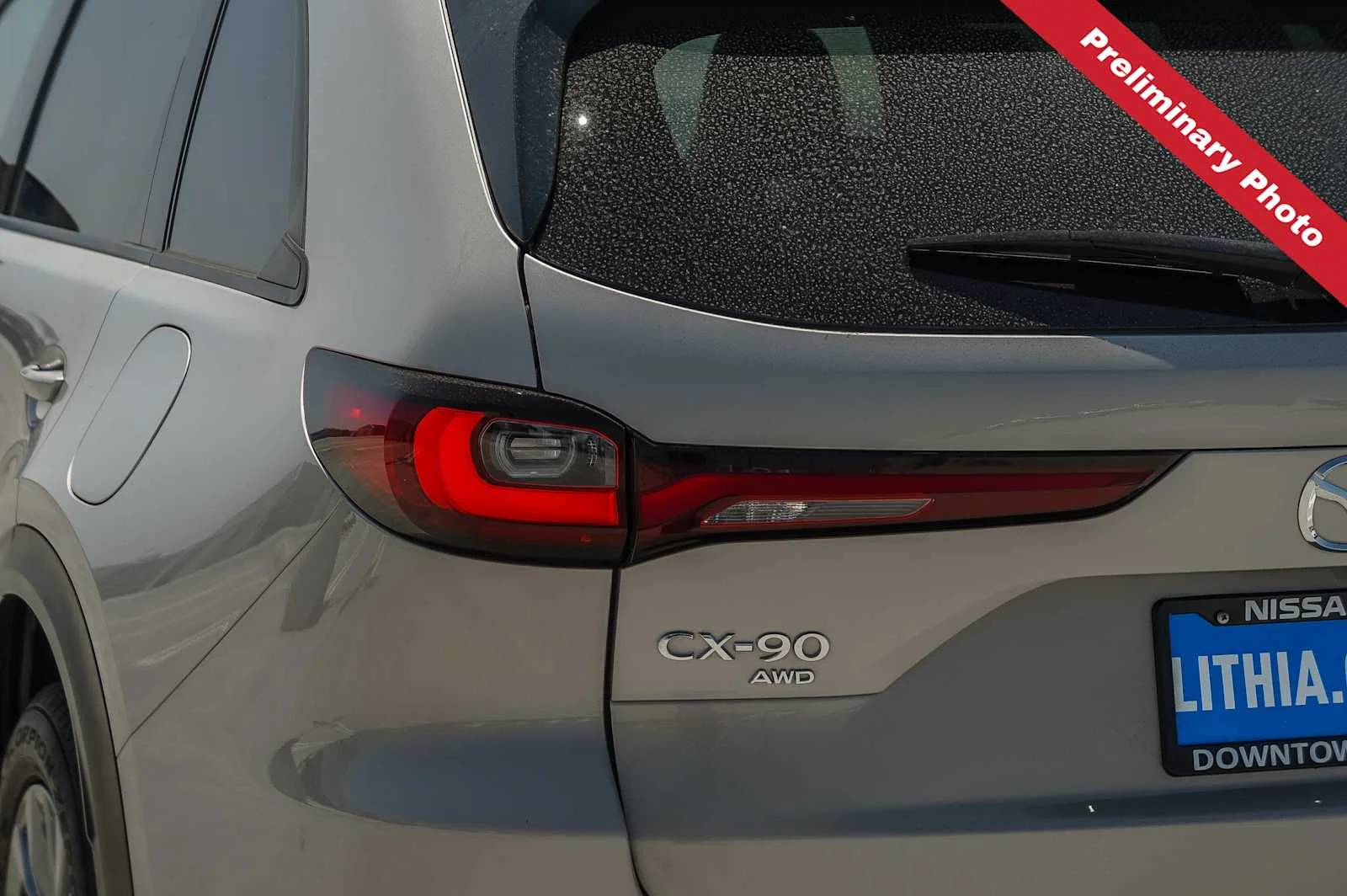Imagen 9 del Mazda 3.3 Turbo Preferred Plus de 2024 en color Platinum Quartz de segunda mano